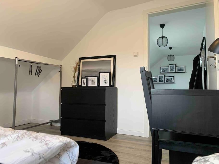 5Minuten Von Der City Entfernte Wohnung Mit Parkpl Билефельд Экстерьер фото